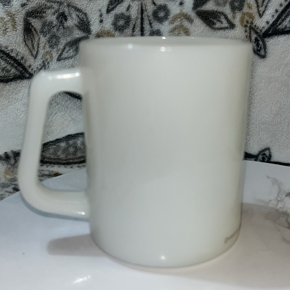 Vintage Holly Hobbie "Love is The Magic Of Christmas" Christmas Mug - Picture 6 of 10